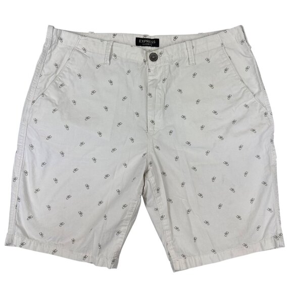 Express Mens 36 White Classic Fit Cotton Shorts W/Gray Scorpion Print - PreOwned - Picture 1 of 13